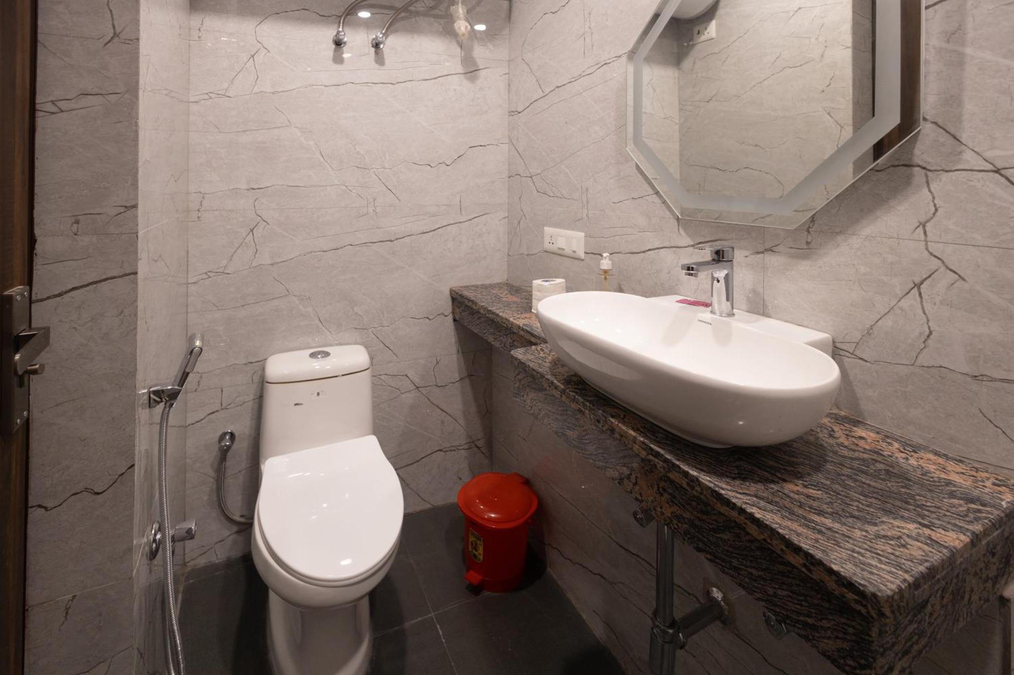 Hotel Sunrise Ecostay New Delhi